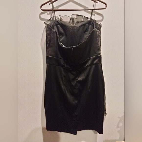 NWT Christian Siriano black mini dress - Picture 10 of 10